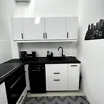 Lorenz Apartment *